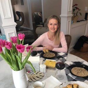 Meet your Posher, Ioana anamaria